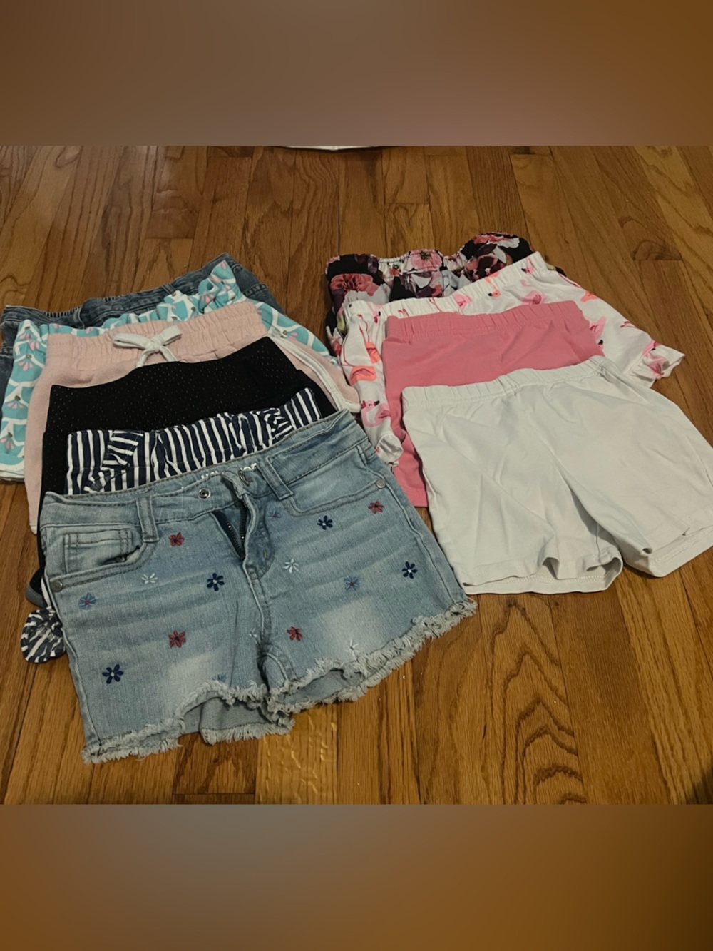 10 pairs of shorts, girls size XS (4/5)
